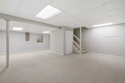 2202 N Williamsburg Street, Arlington Heights, IL 60004 - Photo 35