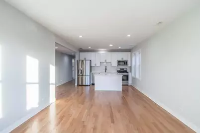 6647 S Saint Lawrence Avenue #2, Chicago, IL 60637 - Photo 3