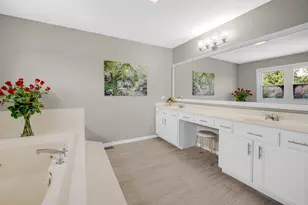 1405 Mallard Ln, Hoffman Estates, IL 60192 - Photo 25