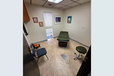 10540 W Cermak Road, Westchester, IL 60154 - Photo 19