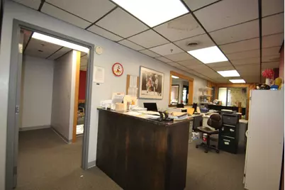 10540 W Cermak Road, Westchester, IL 60154 - Photo 41