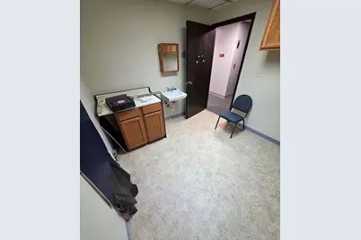 10540 W Cermak Road, Westchester, IL 60154 - Photo 49