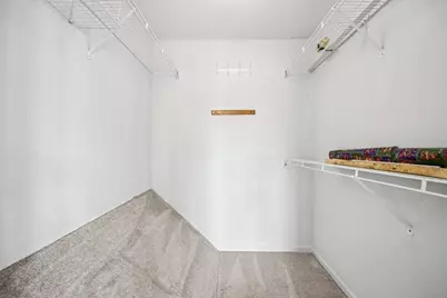 412 Quaker Hill Court, Aurora, IL 60504 - Photo 17