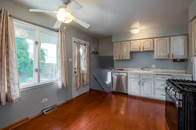 2323 Clyde Terrace, Homewood, IL 60430 - Photo 5