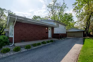 2323 Clyde Terrace, Homewood, IL 60430 - Photo 15