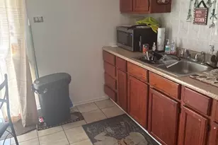 3509 Birchwood Dr, Hazel Crest, IL 60429 - Photo 5