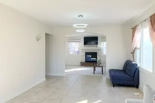 1035 W Elmwood Ln, Bartlett, IL 60103 - Photo 5