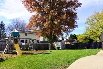 1035 W Elmwood Lane, Bartlett, IL 60103 - Photo 33