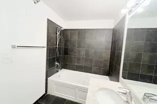 235 W Van Buren St, Chicago, IL 60607 - Photo 13