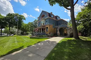 705 W Highland Ave, Elgin, IL 60123 - Photo 1