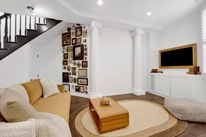 223 W Wisconsin Street #3A, Chicago, IL 60614 - Photo 5