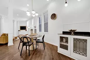 223 W Wisconsin St, Chicago, IL 60614 - Photo 9