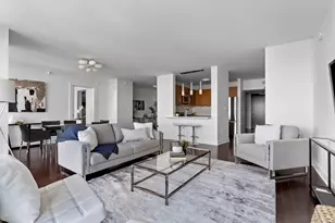 225 N Columbus Dr, Chicago, IL 60601 - Photo 11