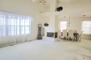 214 Gazebo Ln, Lombard, IL 60148 - Photo 7