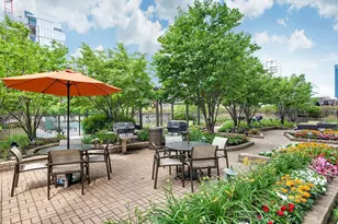 400 N LaSalle St, Chicago, IL 60654 - Photo 17