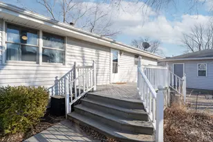 1327 Timberline Dr, Joliet, IL 60431 - Photo 31