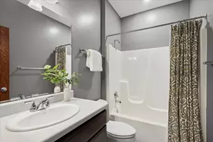 13109 W Chaplin St, Wadsworth, IL 60083 - Photo 19