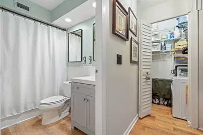 3033 N Sheridan Road #508, Chicago, IL 60657 - Photo 9