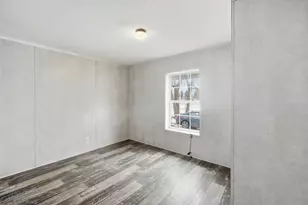 815 E Oakton St St, Des Plaines, IL 60018 - Photo 13