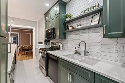 2929 N Pine Grove Avenue #1, Chicago, IL 60657 - Photo 13