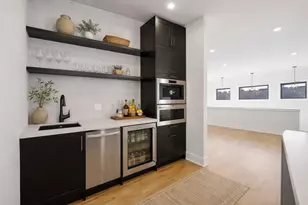 2457 W Byron St, Chicago, IL 60618 - Photo 7