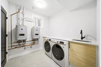 2457 W Byron Street, Chicago, IL 60618 - Photo 27