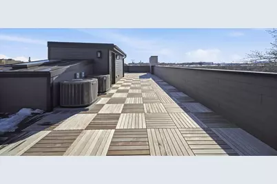 2457 W Byron Street, Chicago, IL 60618 - Photo 29