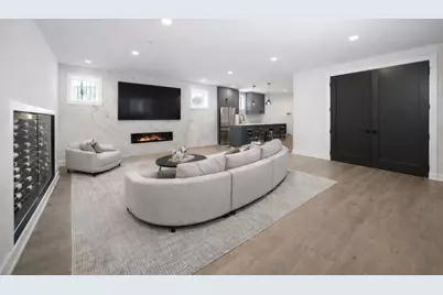 2457 W Byron Street, Chicago, IL 60618 - Photo 23