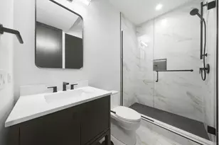 2457 W Byron St, Chicago, IL 60618 - Photo 27