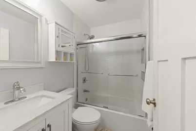 582 Glendale Avenue, Glen Ellyn, IL 60137 - Photo 13