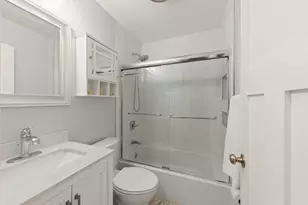 582 Glendale Ave, Glen Ellyn, IL 60137 - Photo 13