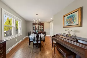 582 Glendale Ave, Glen Ellyn, IL 60137 - Photo 17