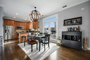 1617 W Barry Ave, Chicago, IL 60657 - Photo 3