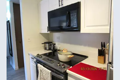 [Address not provided], Rolling Meadows, IL 60008 - Photo 5