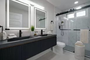 214 W Hintz Rd, Arlington Heights, IL 60004 - Photo 11