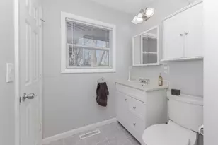 8198 Pine Ave, Downs, IL 61736 - Photo 7