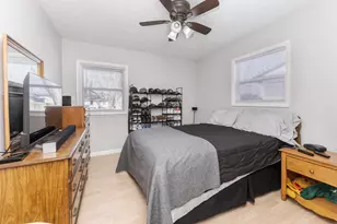 8198 Pine Ave, Downs, IL 61736 - Photo 9