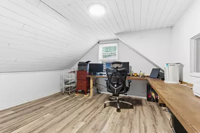 233 E Hawthrone Drive, Round Lake Beach, IL 60073 - Photo 19