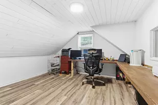 233 E Hawthorne Dr, Round Lake Beach, IL 60073 - Photo 19