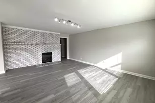 17092 Lincoln St, Hazel Crest, IL 60429 - Photo 3