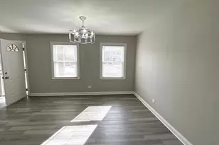 17092 Lincoln St, Hazel Crest, IL 60429 - Photo 5