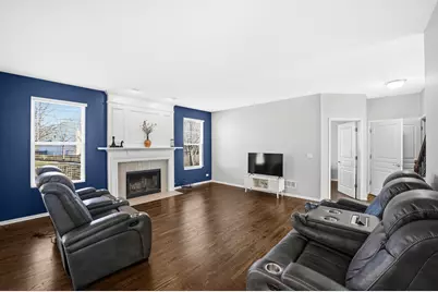 136 Lilac Street, Bolingbrook, IL 60490 - Photo 5