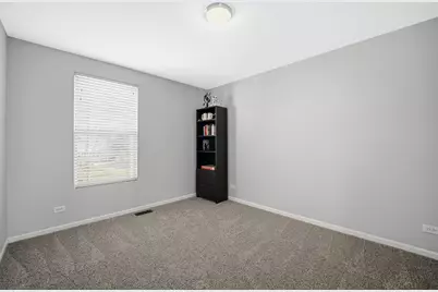 136 Lilac Street, Bolingbrook, IL 60490 - Photo 17