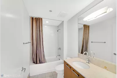 340 E Randolph Street #1302, Chicago, IL 60601 - Photo 13