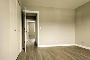 10457 Dearlove Rd, Glenview, IL 60025 - Photo 7