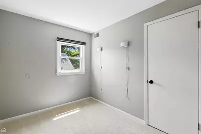 1740 N 74th Avenue, Elmwood Park, IL 60707 - Photo 17