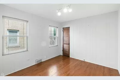 1740 N 74th Avenue, Elmwood Park, IL 60707 - Photo 13