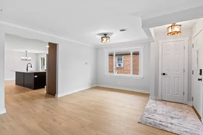 10206 S Saint Louis Avenue, Evergreen Park, IL 60805 - Photo 7