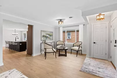 10206 S Saint Louis Avenue, Evergreen Park, IL 60805 - Photo 5