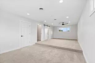 10206 S St Louis Ave, Evergreen Park, IL 60805 - Photo 23